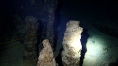 久米島 海底洞穴